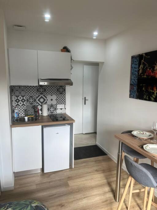 Verdi Studio Cosy Au Calme Parking Gratuit Chasse-sur-Rhône Eksteriør bilde